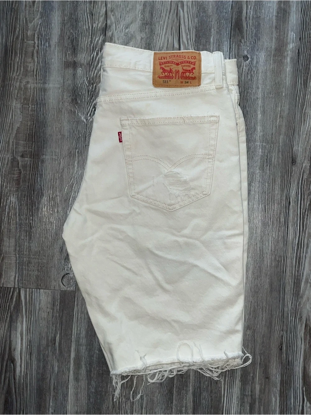 Levi's White Men's Relaxed Denim Shorts with Raw Hem
